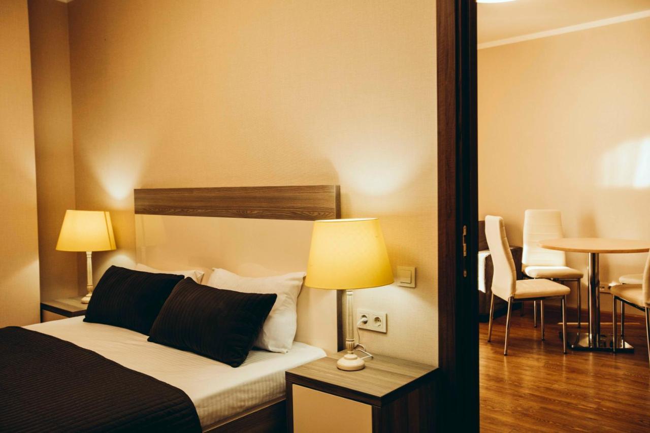Holiday Lux Tower Batumi Pokoj fotografie
