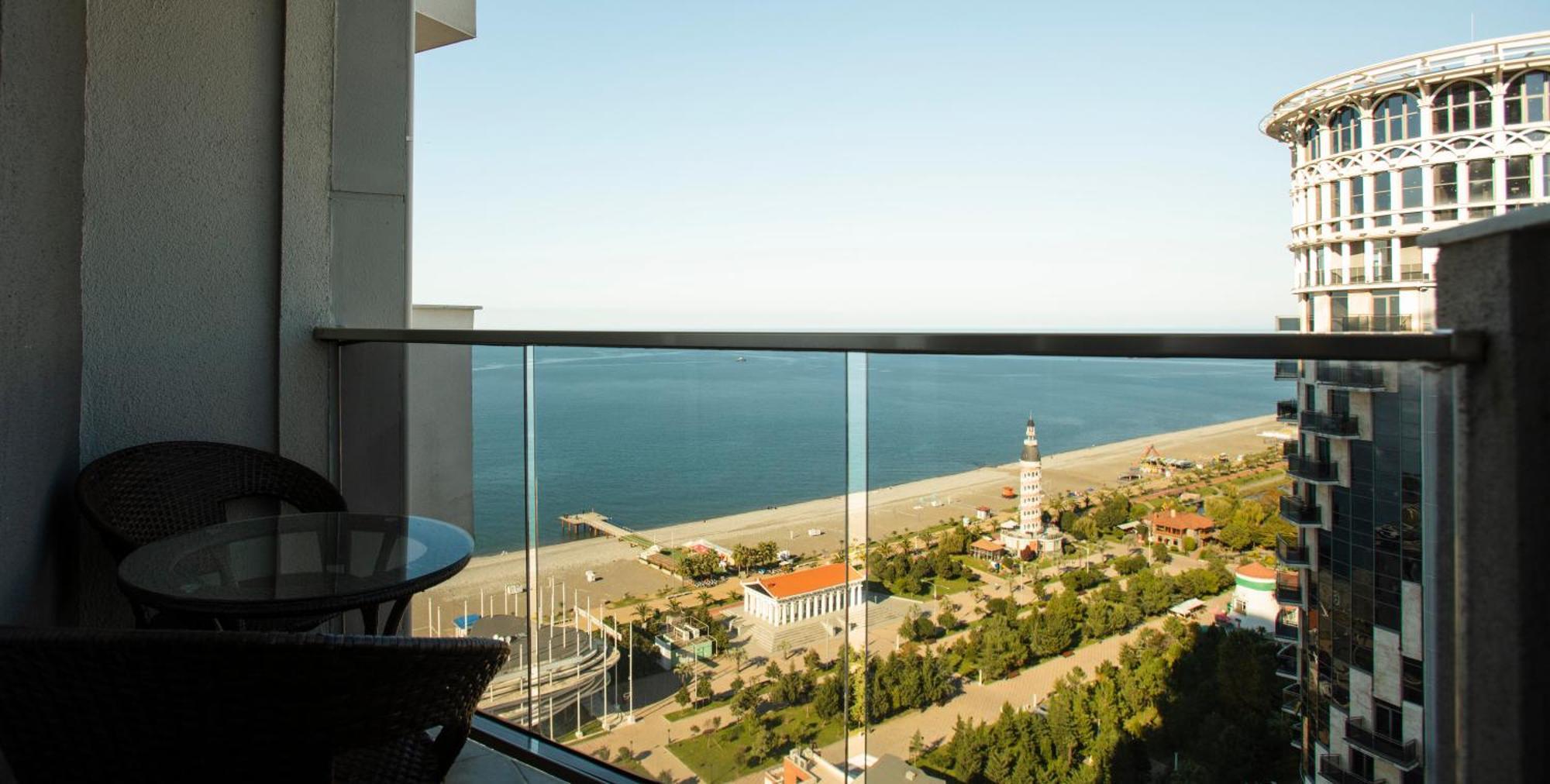 Holiday Lux Tower Batumi Exteriér fotografie