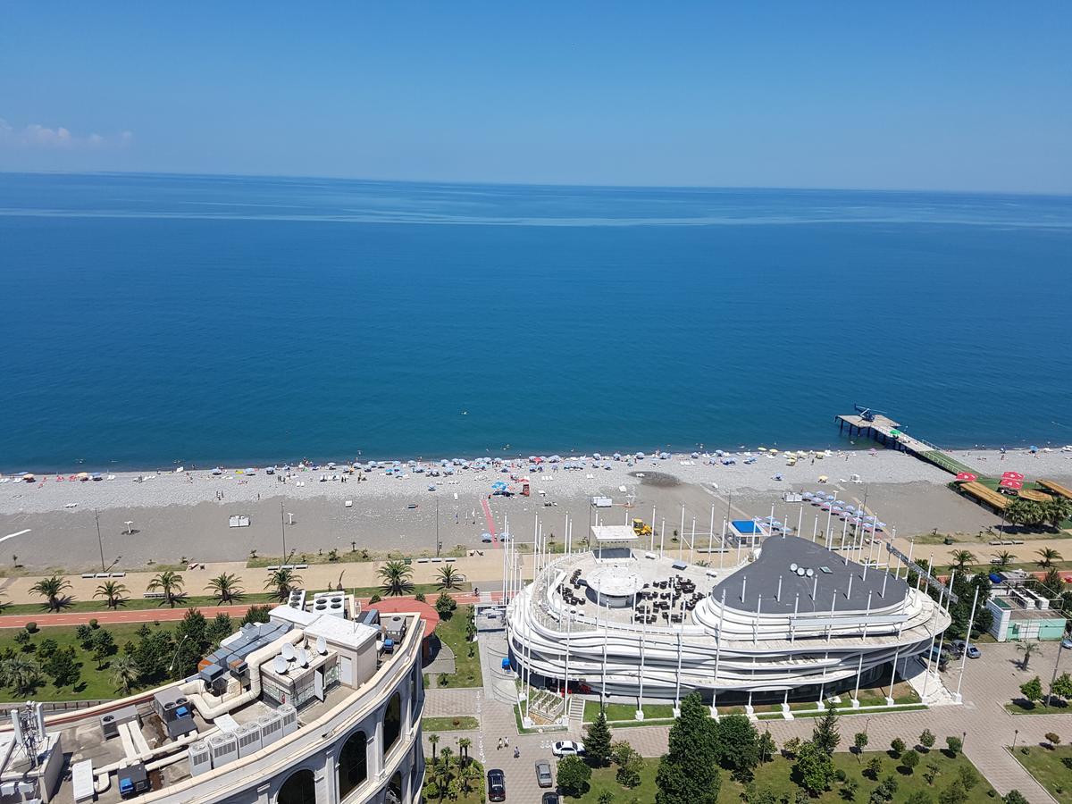 Holiday Lux Tower Batumi Exteriér fotografie